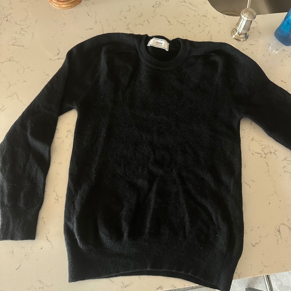 CASHMERE AMI DE COEUR SWEATER